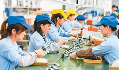 解讀《關(guān)于推動外貿(mào)穩(wěn)規(guī)模優(yōu)結(jié)構(gòu)的意見》 18條新政“新”在何處